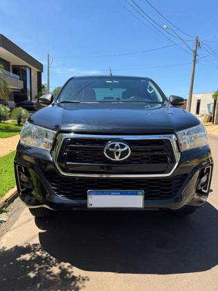 TOYOTA HILUX 2.8 SR 4X4 CD 16V DIESEL 4P AUTOMÁTICO